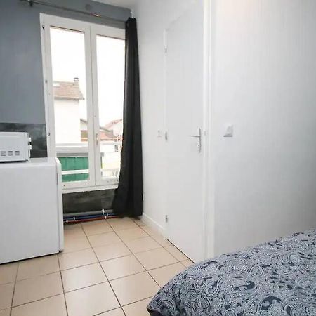 01 - Chambre Avec Lit Double Ideal Jo 2024 Saint-Denis  Extérieur photo